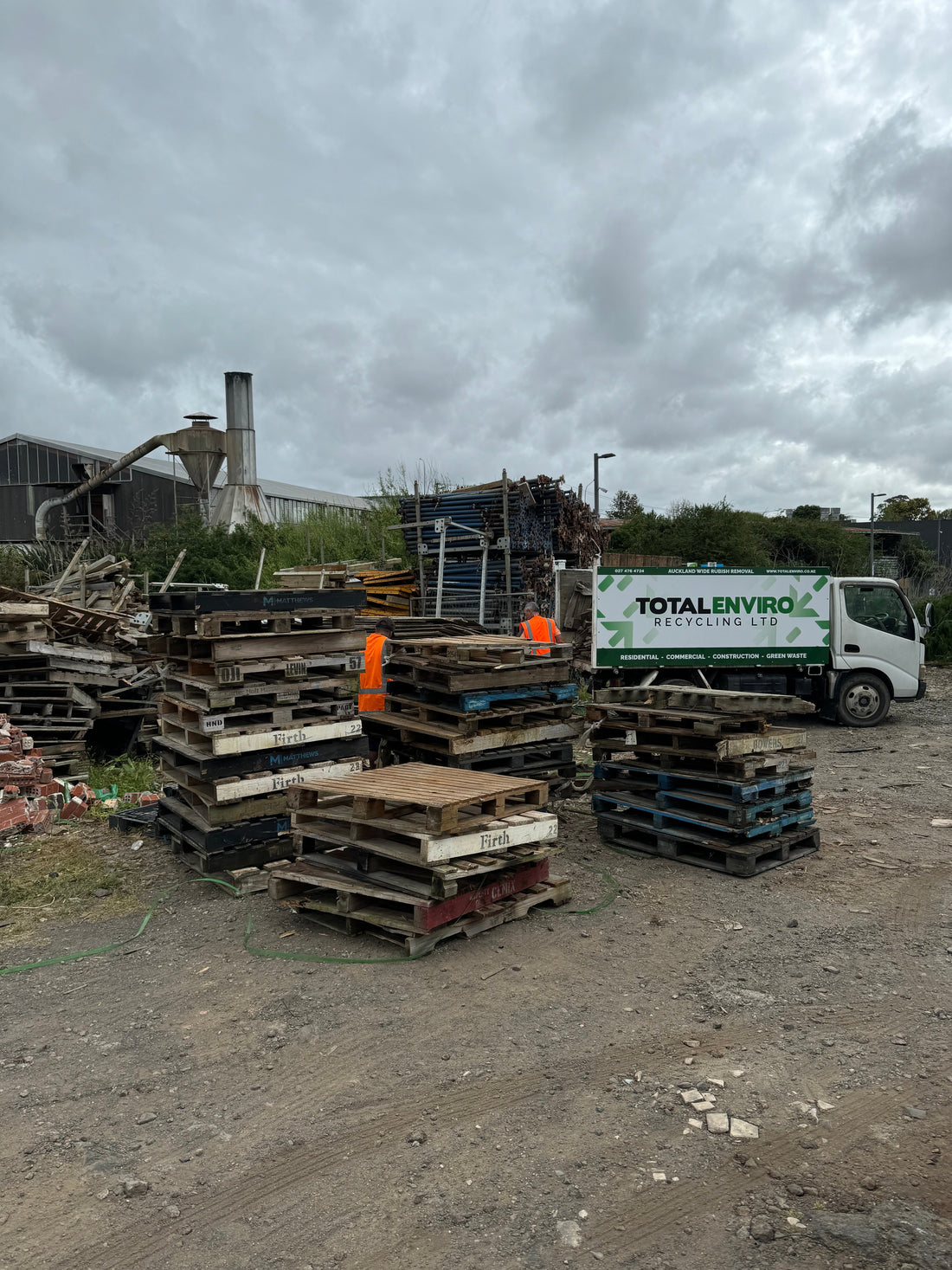 How to Recycle Wooden Pallets in Auckland